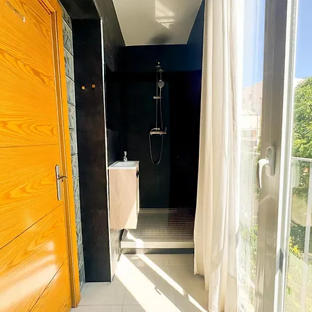 アパート Atico Con Terraza En La Zona Del Carmen バレンシア