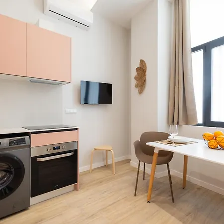 Florit Flats - The Trafalgar