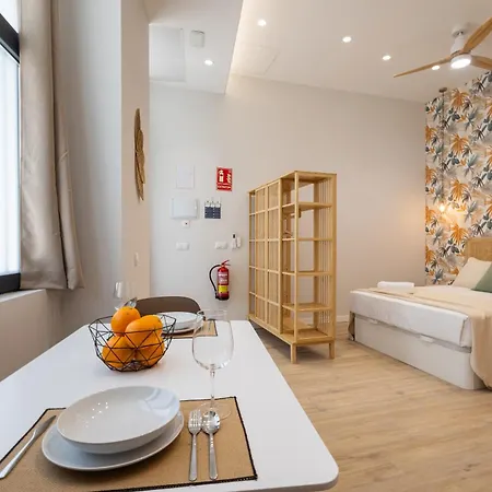 Florit Flats - Trafalgar Arts&port