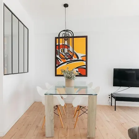 Penthouse With Terrace 2 Bedrooms 2 Bathrooms