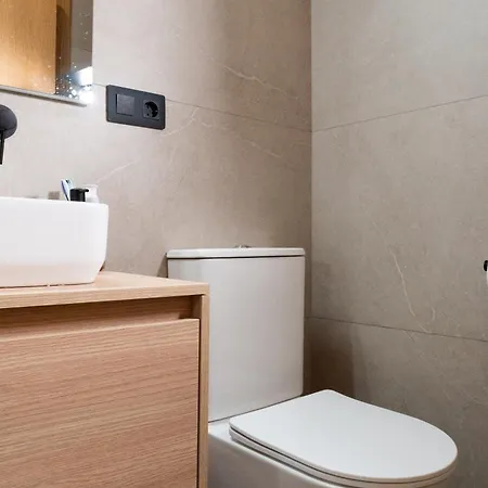 Stylish Downtown Charm *