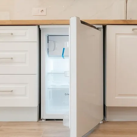 Apartment New! Comfort And Style Steps From Everything *