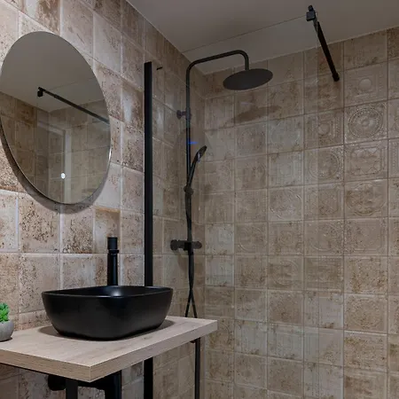 Cr - Loft - Moderno Y Coqueto Estudio Duplex Cerca De Avenida Francia Y Ciencias Valencia