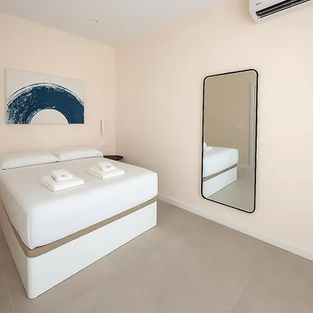Roca Coll Msuites Apartment *