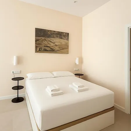 Roca Coll Msuites *