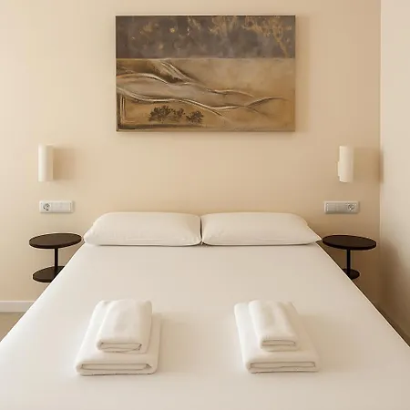 Roca Coll Msuites Valencia