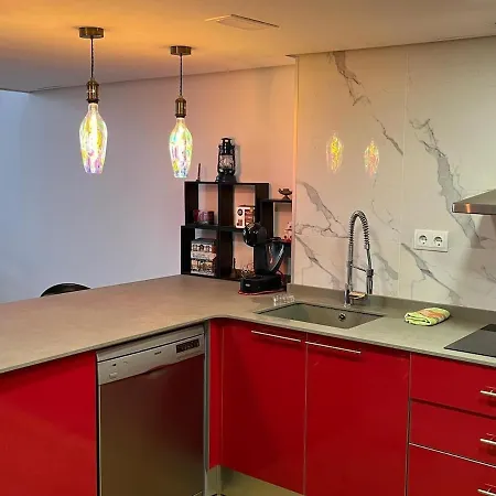 Loft Con Jacuzzi Y Piscina Apartment *