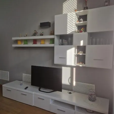 Loft Con Jacuzzi Y Piscina *