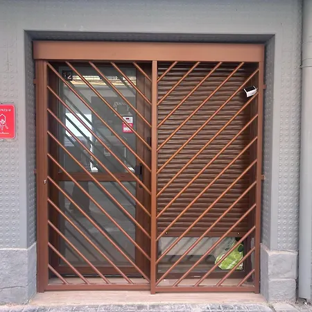 Casa Sant Domenec Savio *