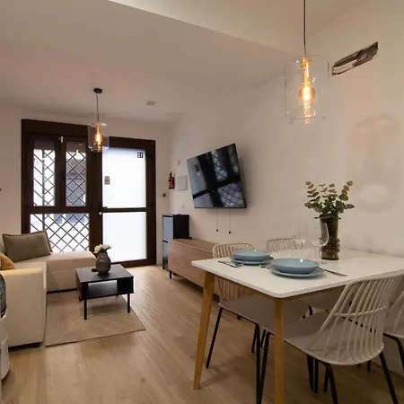 Casa Sant Domenec Savio 公寓 *