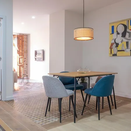 Apartamento Quart Historic 2 *