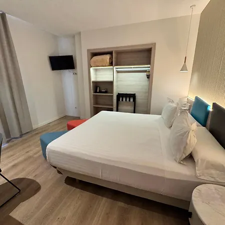 Hotel Mediterraneo Valenza