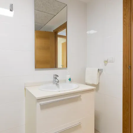 Apartamento Con Vistas Al Mar, Piscina Y Pista De Paddle