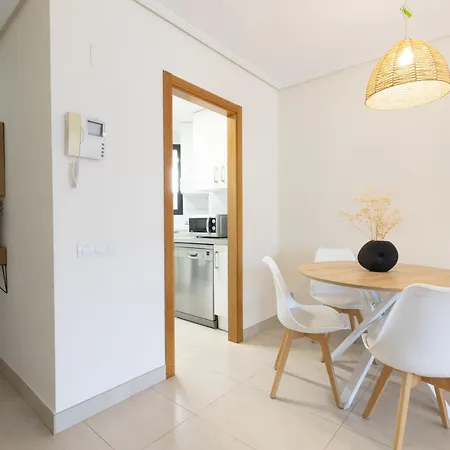 Apartamento Con Vistas Al Mar, Piscina Y Pista De Paddle