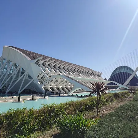 Apartamentos Cerca Al Puerto Y La Ciudad De Las Ciencias By Florit Flats Valencia