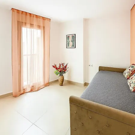 8 * Valencie