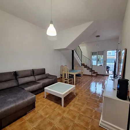 בית נופש Townhouse With Pool Next To The Of Arts ולנסיה