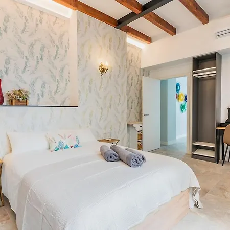 Visitacion Pool House Apartment *