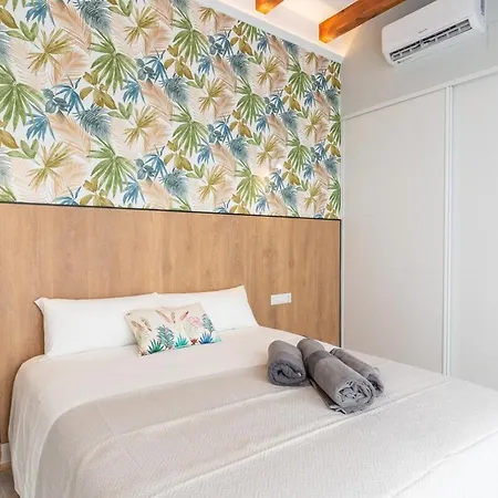 Visitacion Pool House *