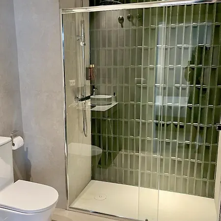 Osito Hub - Colomer * فالنسيا