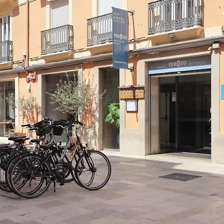 & Co. J. Botanico Boutique Hotel 3*