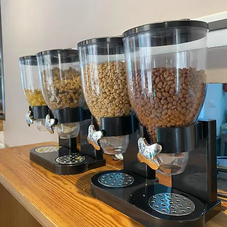 מלון & Co. Quart Boutique