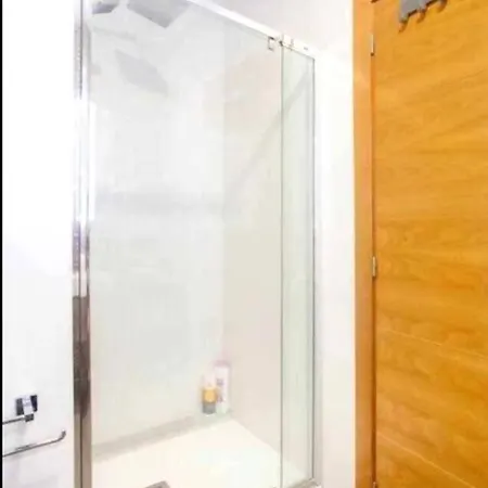 Flats Burjasot 公寓