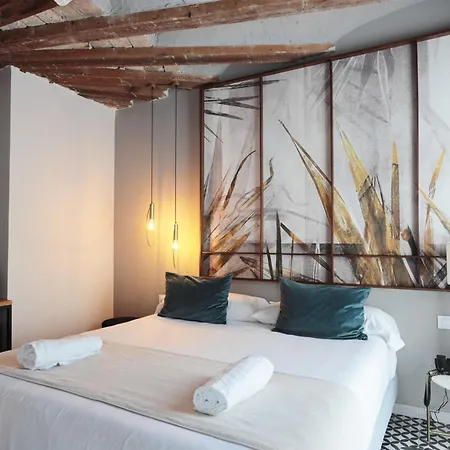 & Co. Quart Boutique מלון