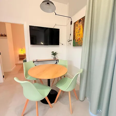 Apartment Travel Habitat Oceanografic *