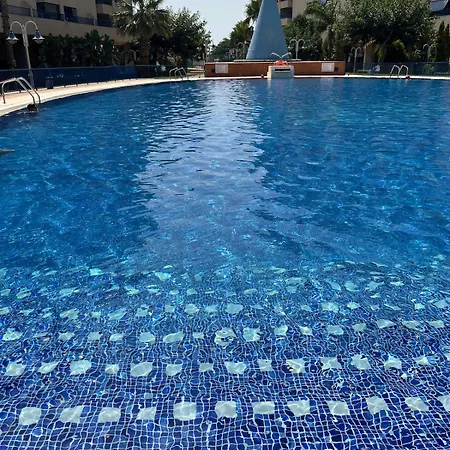 Apartment Beachfront Family With Pool