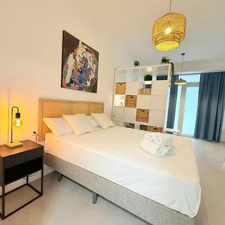 Travel Habitat Oceanografic