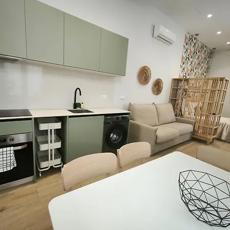 Florit Flats - Trafalgar Arts & Port Valencia