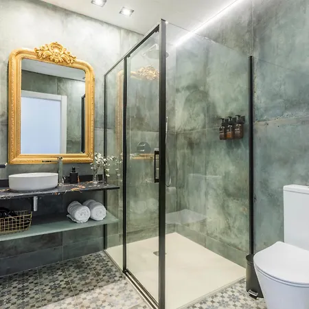 Valencia Beach Luxury Penthouse, Late Checkout Apartment *