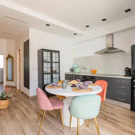 Luxury Penthouse, Late Checkout Apartment *