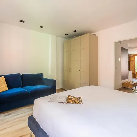 Luxury New 10 Min Walk To The Appartamento *