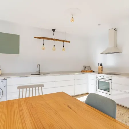 Cabalicious Flat-big Families