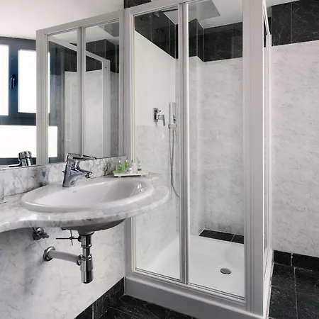 Hotel Nh Artes