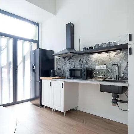 Appartement Cr - Loft - Moderno Y Coqueto Estudio Duplex Cerca De Avenida Francia Y Ciencias Valence