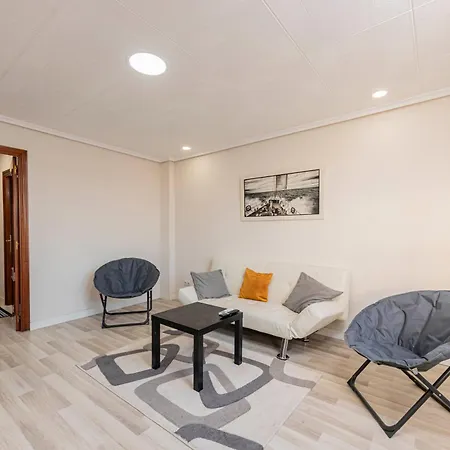 Apartamento En El Cabanyal Enfrente De La Marina Real Valencia