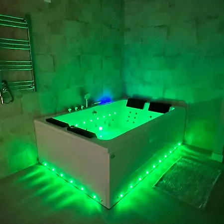 Era Deluxe Oasis 1 Near The Daire Valensiya