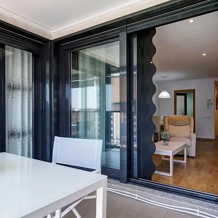Beach Apartment *