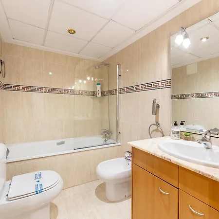 En Av De Francia Y Cartes Y Ciencias شقة