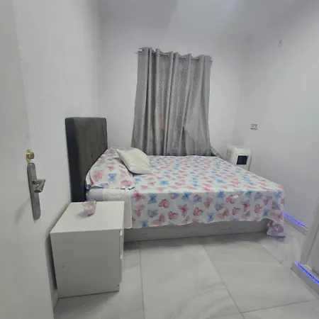 Homestay Avenida Del Cid