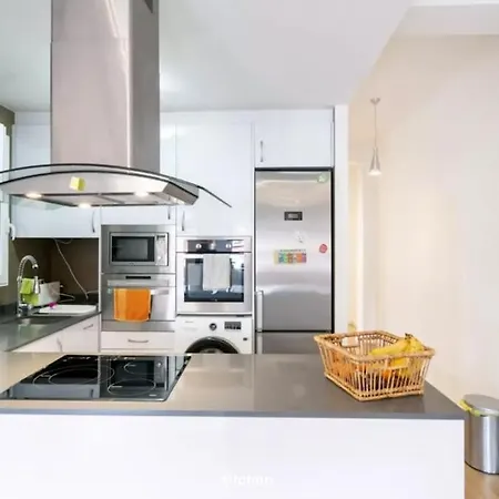 Casa Calma - Modern Apartment, Perfect Location - Only 10 Min Walking To Turia Parc