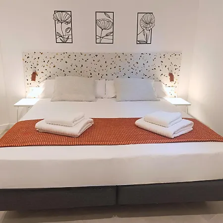 Olmaya Flats فالنسيا