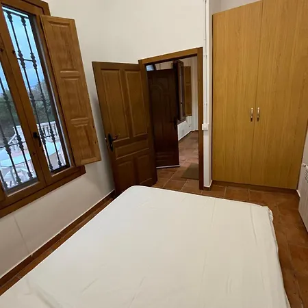 Paraiso Natural Unico -villa Cueva Turche אורחן ולנסיה