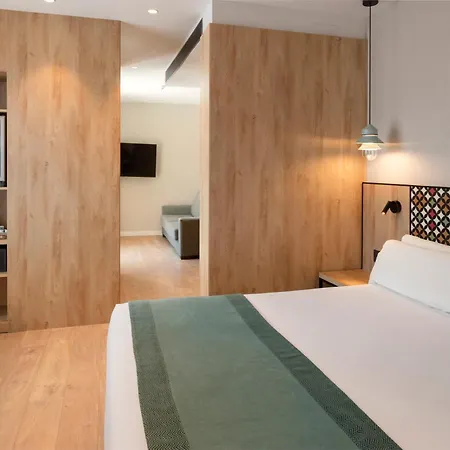 Catalonia Excelsior מלון 4*