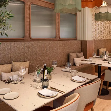 Catalonia Excelsior Hotel