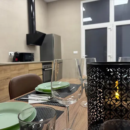 Διαμέρισμα Basset 2 *