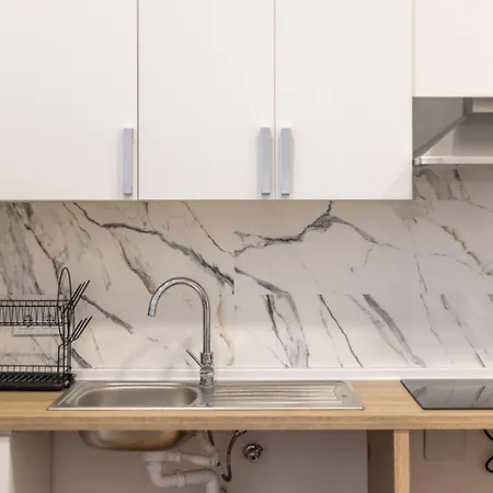 Estudio Tranquilo Cerca Del Centro *